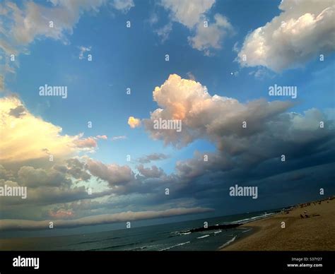 Rolling Cloud Over Ocean Stock Photo Alamy