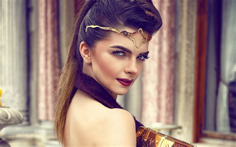 Download Wallpapers Pelin Karahan Turkish Actress Portrait Beautiful