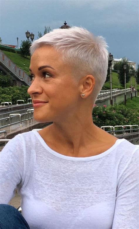 13 Formidable Super Short Haircuts For Women