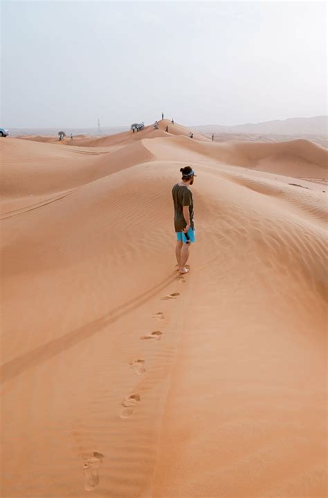 Man Standing Dessert People Walking Desert Highland Footprints