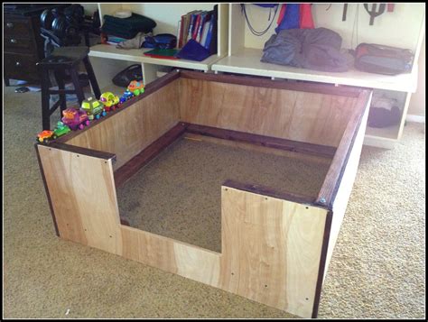 Youll find everything you need for your furry friend in this selection, from cosy dog beds to dog leads and head collars, so you can be sure to find something you and your pup will love. the Hatch Family: Whelping box plans