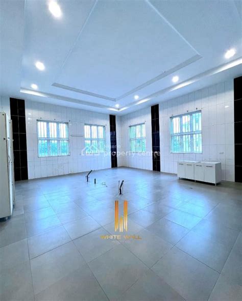For Sale Palatial 8 Bedroom Mansion With A Fully Detached 2 Rooms Bq