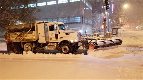Seattle Washington Snow Storm Winter Blizzard Conditions Plows 020419