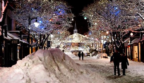 A Burlington Vermont Christmas On The Main Street Is Perfection