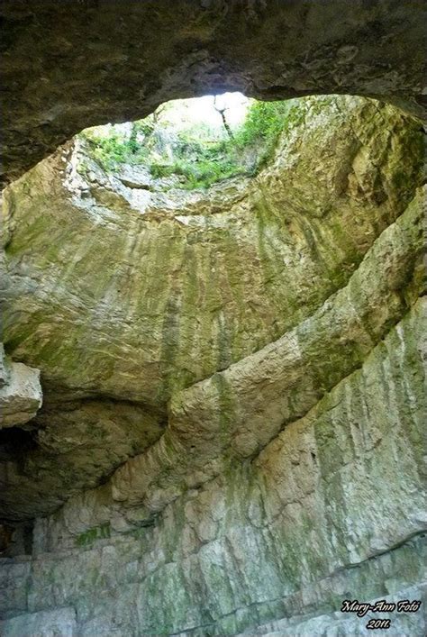Szelim barlang itt Tatabánya Hungary