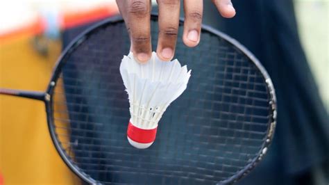 The Types Of Serves In Badminton Healthy Principles
