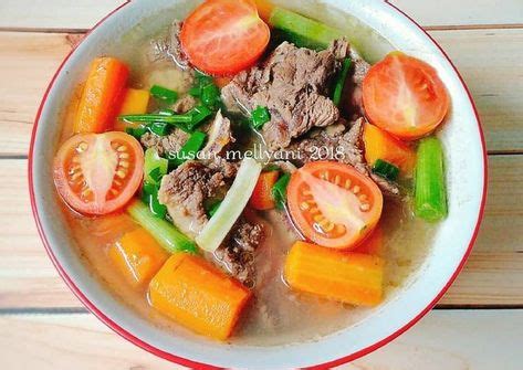 Resep sayur sop daging bahan 500 gr daging sop 2 buah wortel 1 buah kentang 1 buah kembang kol(kecil) daun bawang. Sop tulang sapi | Resep di 2019 | Resep, Daging sapi, dan Masakan