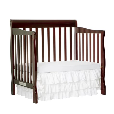 Lit bébé bois et blanc. Lit de bébé en bois multifonction blanc et cerisier du ...