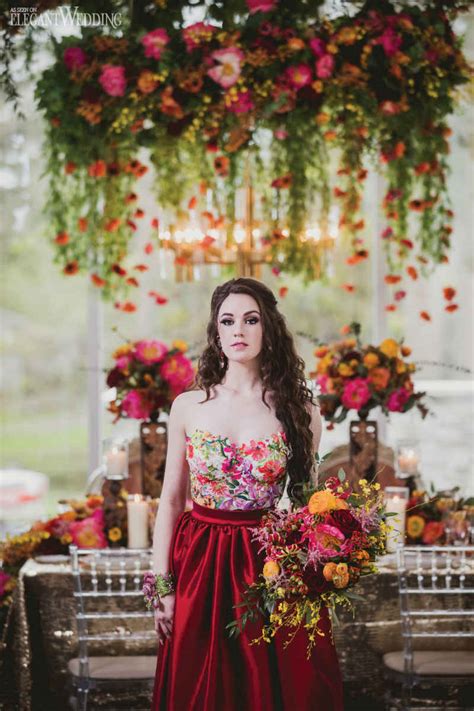 We were told that people are banned from going there due to the landslides but we still saw people. Mystical Red Wedding Theme | ElegantWedding.ca