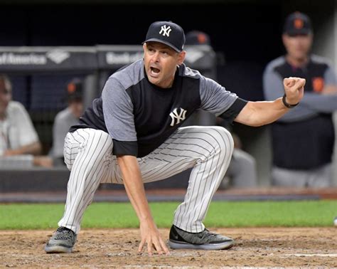 Aaron Boone Ejected In New York Yankees Game Throws Hilarious Tantrum
