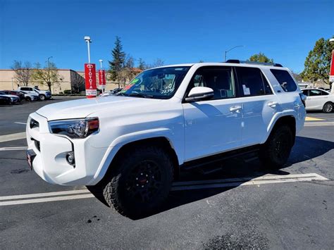 Download 2023 Toyota 4runner Pictures
