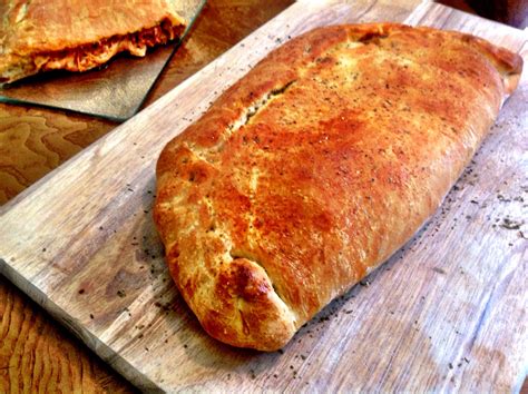 See more ideas about food, zone recipes, pizza hut. Pepperoni calzone
