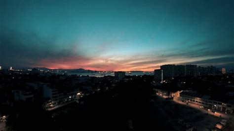 The new place is called deluxcious, a nice place that started off first. Sunrise @ Georgetown Penang. Happy new year 2019. Gopro ...