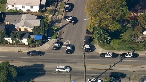 East Los Angeles Home Invasion Robbery Suspects At Large Abc7 Los Angeles