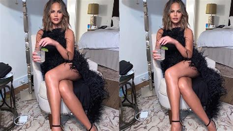 Chrissy Teigen Claps Back At A Troll Calling Her ‘classless’ English Movie News Hollywood