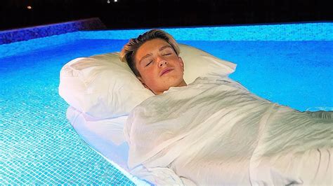 Borax is a popular, natural ant killer that you can use in your home. I Spent the Night in a Swimming Pool & It Was Shocking ...
