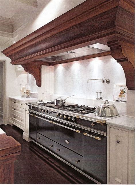 We were extremely pleased with dream kitchens and the service we received from jason. Traditional kitchen - Dream Kitchens & Baths magazine ...