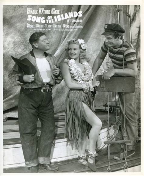 Song Of The Islands 1942