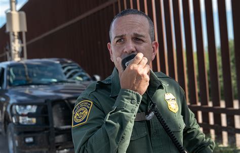 Border Patrol Agents Begin Screen Testing Migrants Who Claim Asylum