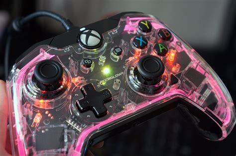 Afterglows Xbox One Controller Lights Up The Real World In Style