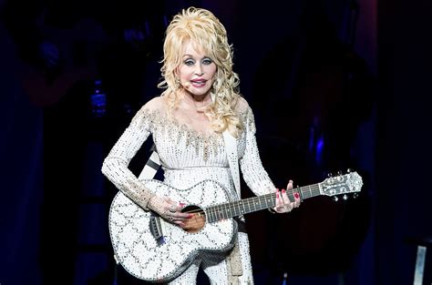 Dolly Parton Says The Presidential Race Could Always Use More Boobs