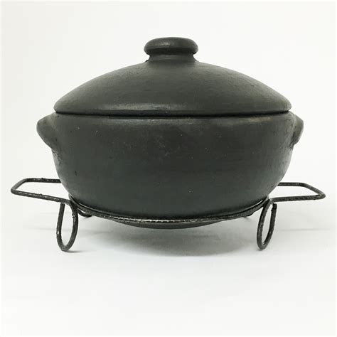 Ancient cookware clay curry pot, small, 7 inch. Brazilian Clay Stew Pot, Panela de Barro Capixaba ...
