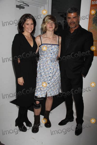 Hosts jessica mason pieklo and imani gandy are joined by actor and activist ally sheedy and her son beckett lansbury, a title ix activist who is also transgender. Photos and Pictures - Ally Sheedy and Daughter Rebecca ...