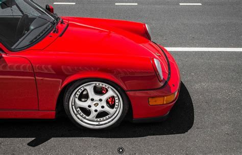Porsche 964 Carrera 4 Simply Red De Lessence Dans Mes Veines