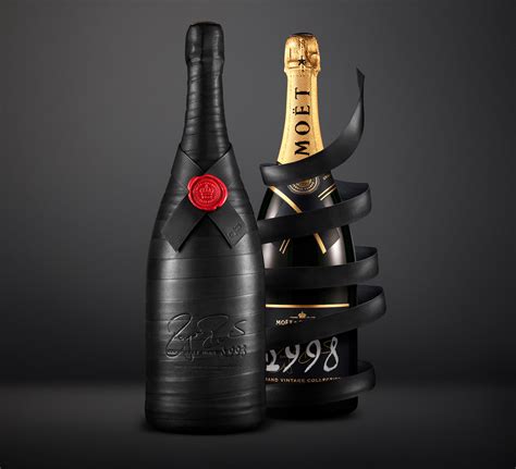 Moët And Chandon Celebrates Roger Federer With 24000 Limited Edition
