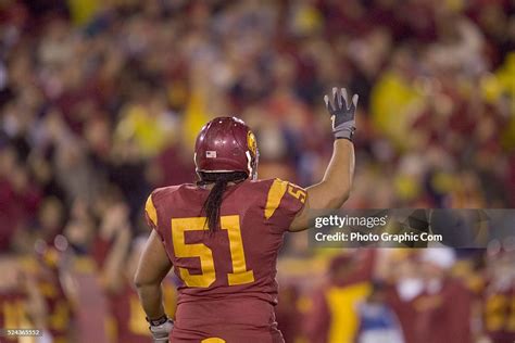 usc s fred matua signals the start of the fourth quarter against news photo getty images