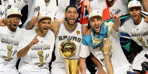 Est100 一些攝影some Photos Spurs Nba Championship In San Antonio 2014