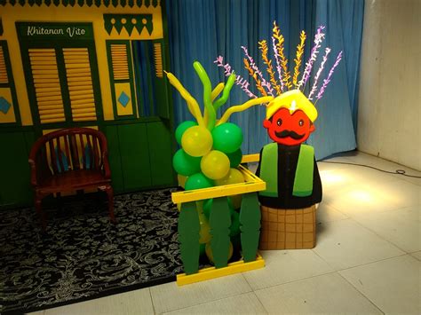 Ornamen itu memiliki makna bagi. Dekorasi rumah betawi di acara sunatan
