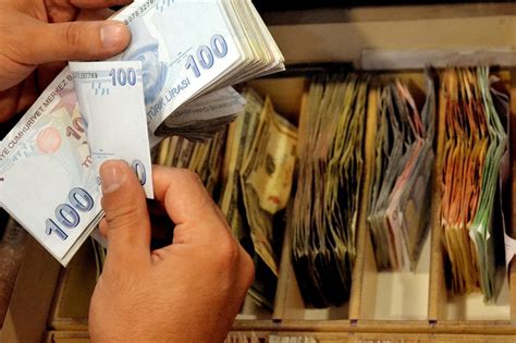 Kapsamında 26 mart 2020'de başlatılan kısa çalışma ödeneği uygulaması, mevcut faydalananlar için iki ay daha uzatıldı. Sabah Memurlar: Kısa çalışma ödeneği uzatıldı mı? İşsizlik ...