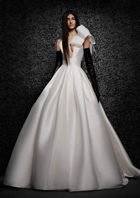 2022s Must See Bridal Collection Vera Wang At The White Room