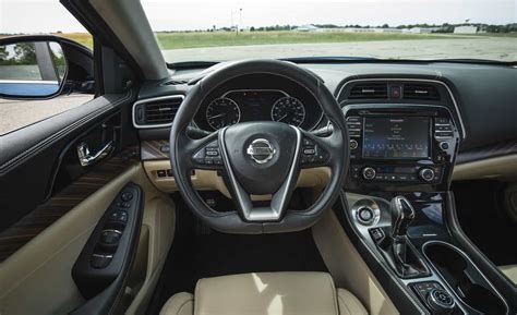 2017 Nissan Maxima Interior View Steering Gallery Photo 20 Of 40