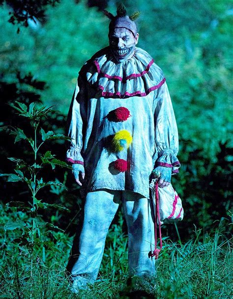 Twisty The Clown Freak Show American Horror Story Halloween Costumes Popsugar Entertainment