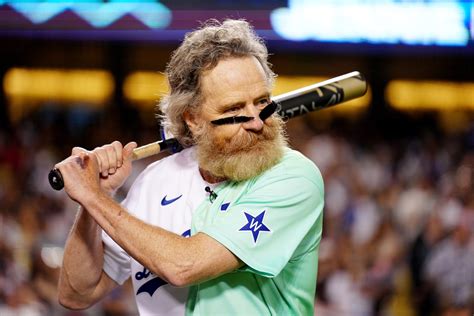 Bryan Cranston Was The 1st Celebrity To Be Kicked Out Of The Mlb Celebrity Softball Game Spy Holly