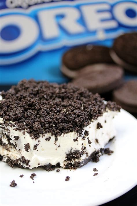 Try our summer pudding recipes for bbqs and alfresco meals. This Easy Frozen Oreo Dessert is light, frozen summer dessert