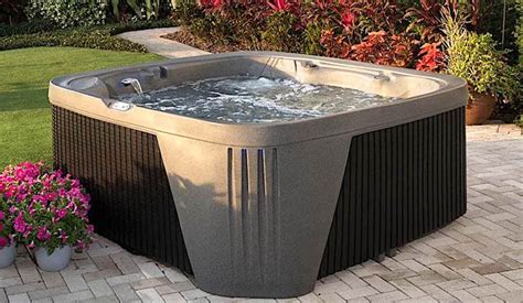 Best Plug And Play Hot Tub Buying Tips And Expert Reviews Hot Tub Guide