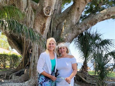 Woman Marries 100 Year Old Tree In Hopes Of Saving It From Being Cut