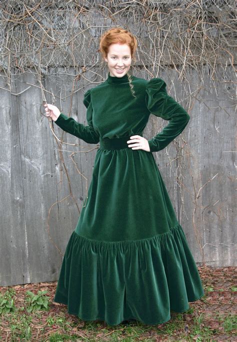 victorian velvet dress r vintagefashion