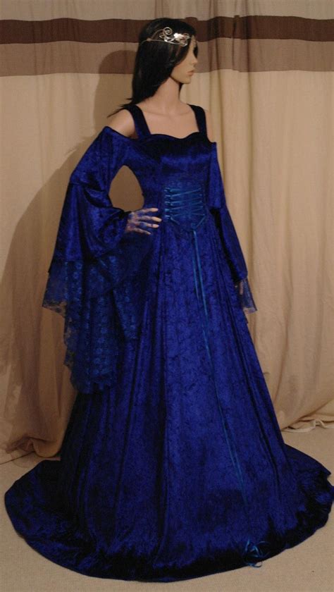 Achieve your desired look and glamour by dressing in our royal blue wedding dresses. Royal Blue Wedding Dress, Renaissance Dress, Handfasting ...