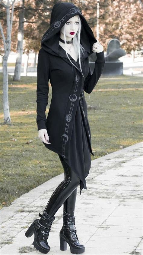 Pin By Spiro Sousanis On Anastasia Gothic Fashion Women Goth Fashion Punk Gothic Fashion