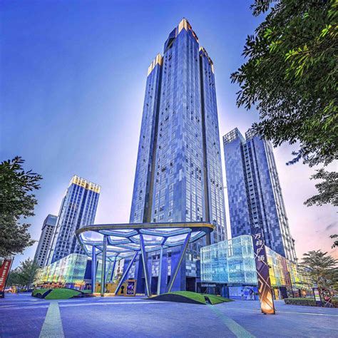 Gallery Of Vanke Plaza Fuzhou Living High In The Park John Curran