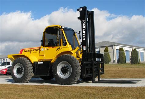Mid High Capacity 4wd Rt Forklifts Western Materials