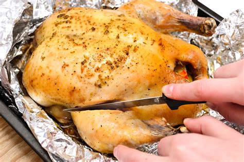 How to Cook a Turkey (with Pictures) - wikiHow