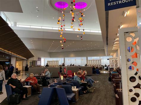 The Best Delta Sky Club Lounges In The Us The Points Guy