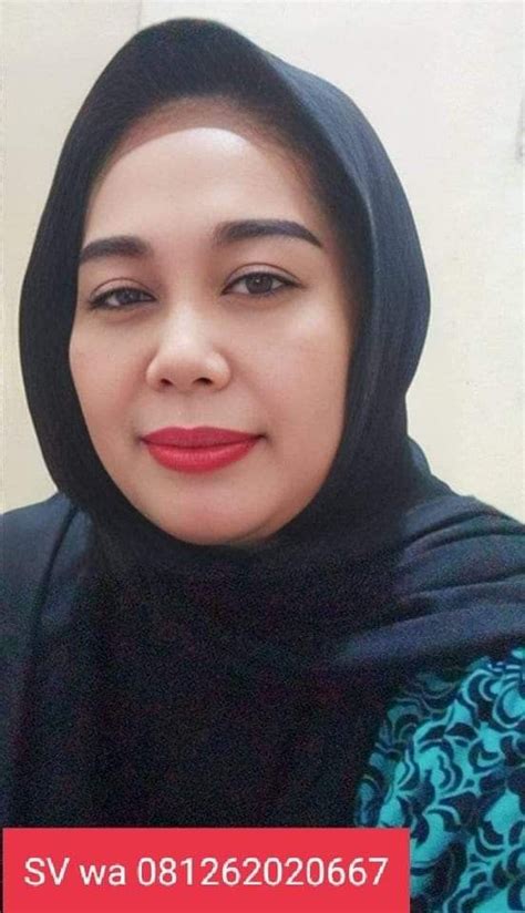 beautiful hijab big boobs asian woman hair beauty selfie women quick selfies