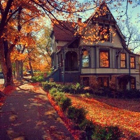 Love This Beautiful Homes Beautiful Places Antebellum Homes Autumn