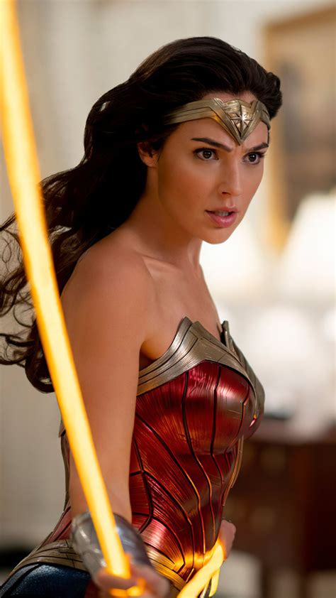 Wonder Woman Gal Gadot Podbija Hollywood Kim Jest Gwiazda Images And Photos Finder